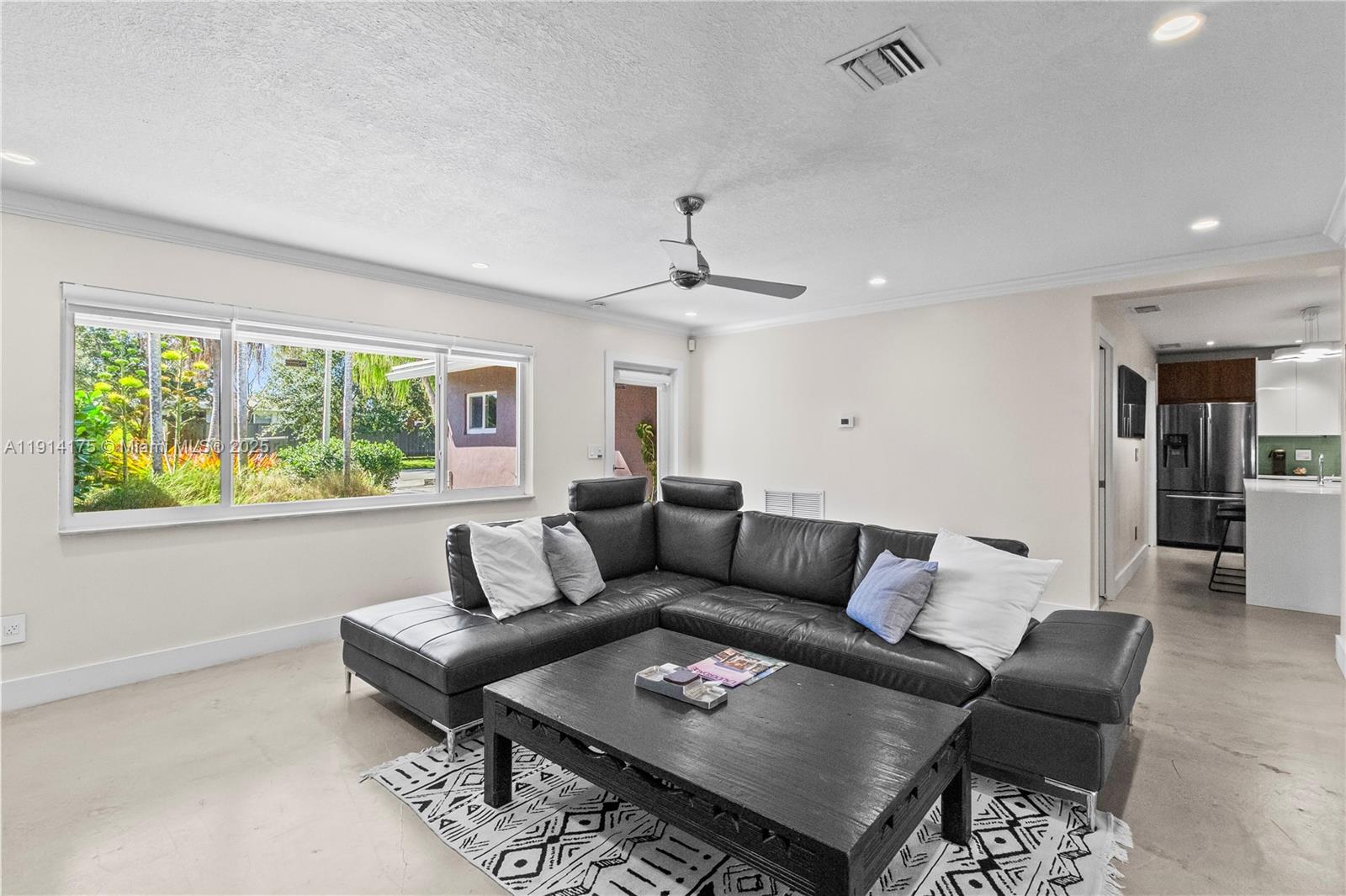 CORAL TERRACE - Residential