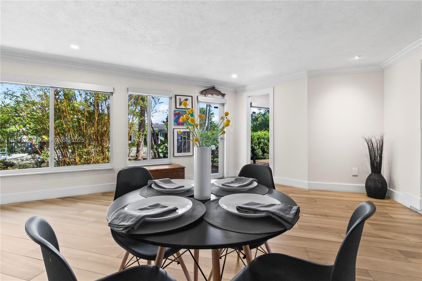 CORAL TERRACE - Residential