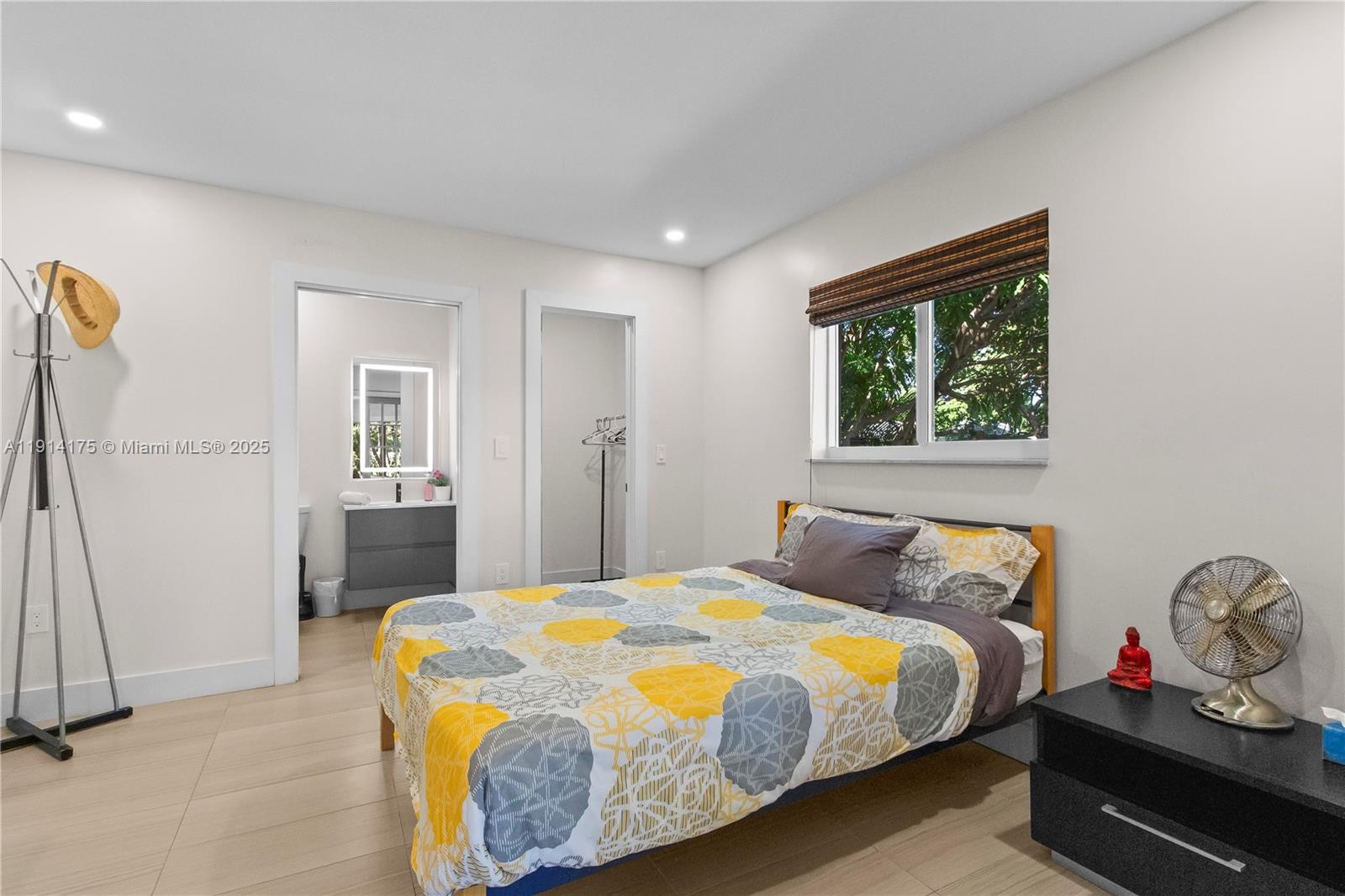 CORAL TERRACE - Residential