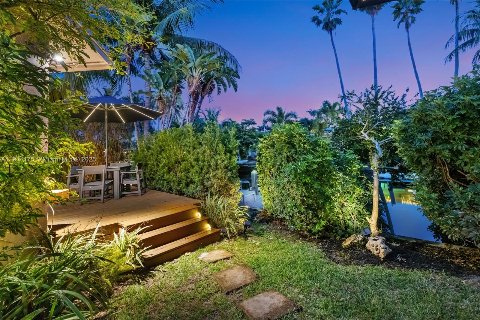 CORAL TERRACE - Residential