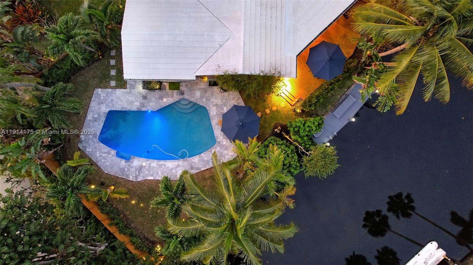 CORAL TERRACE - Residential