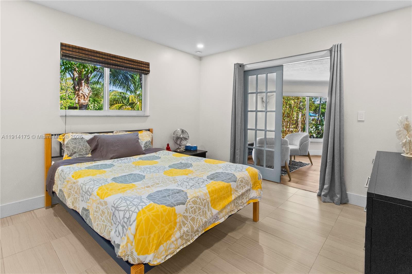 CORAL TERRACE - Residential