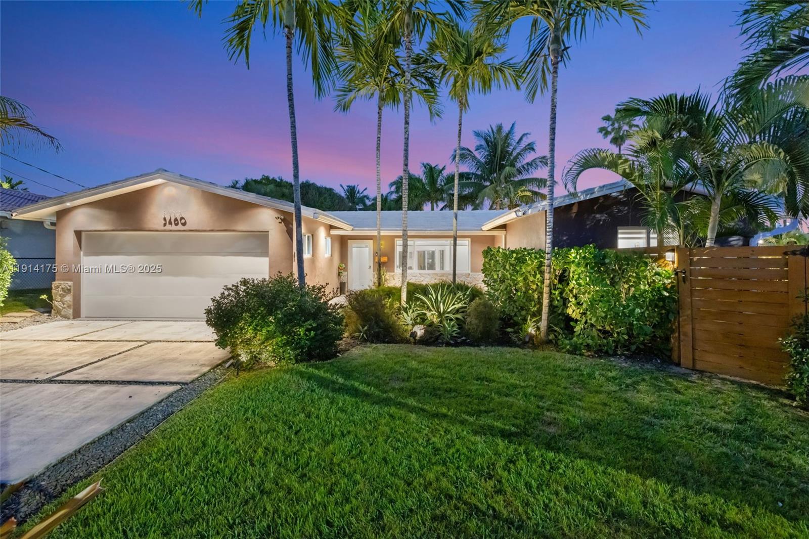 CORAL TERRACE - Residential