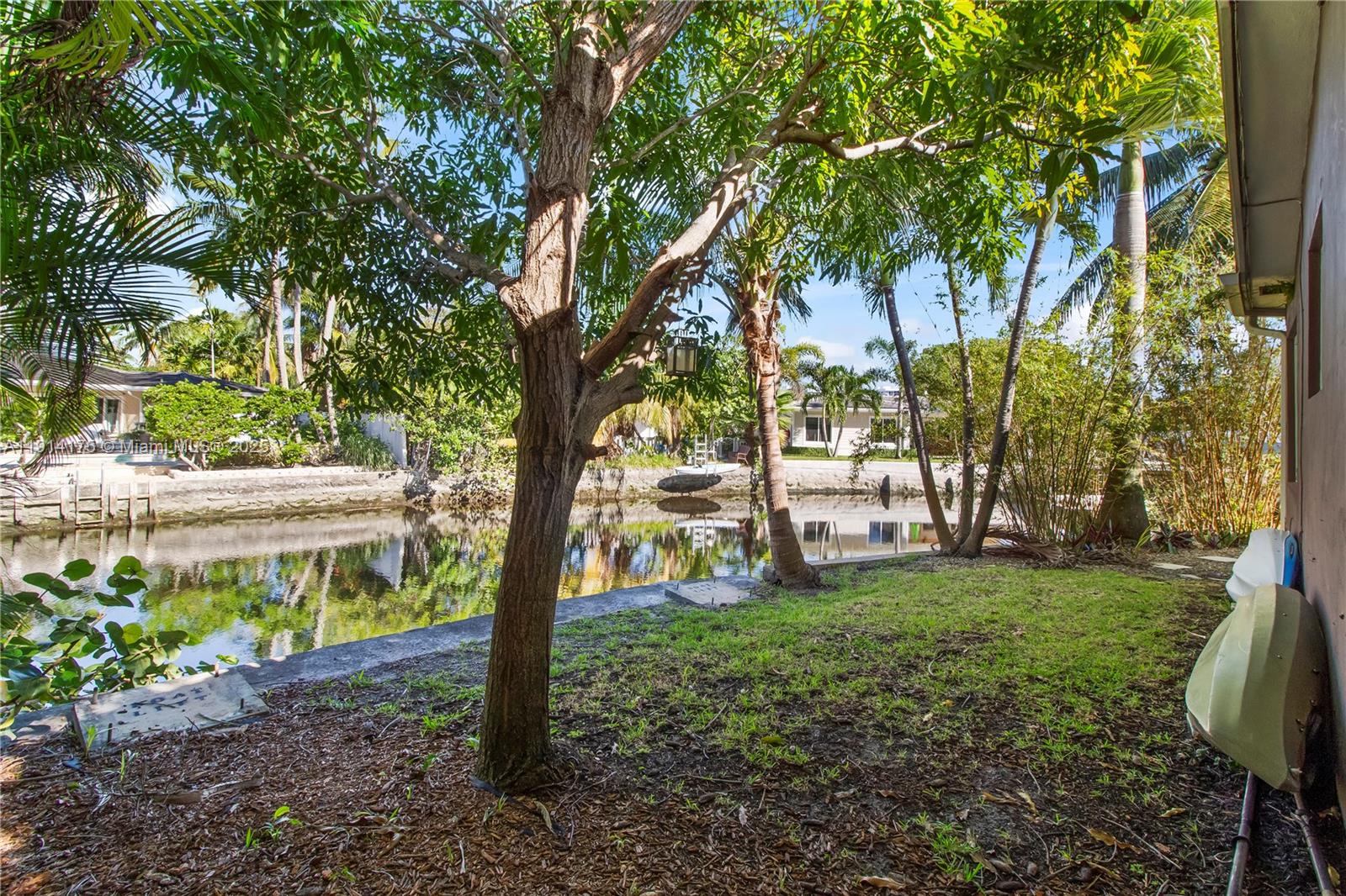 CORAL TERRACE - Residential