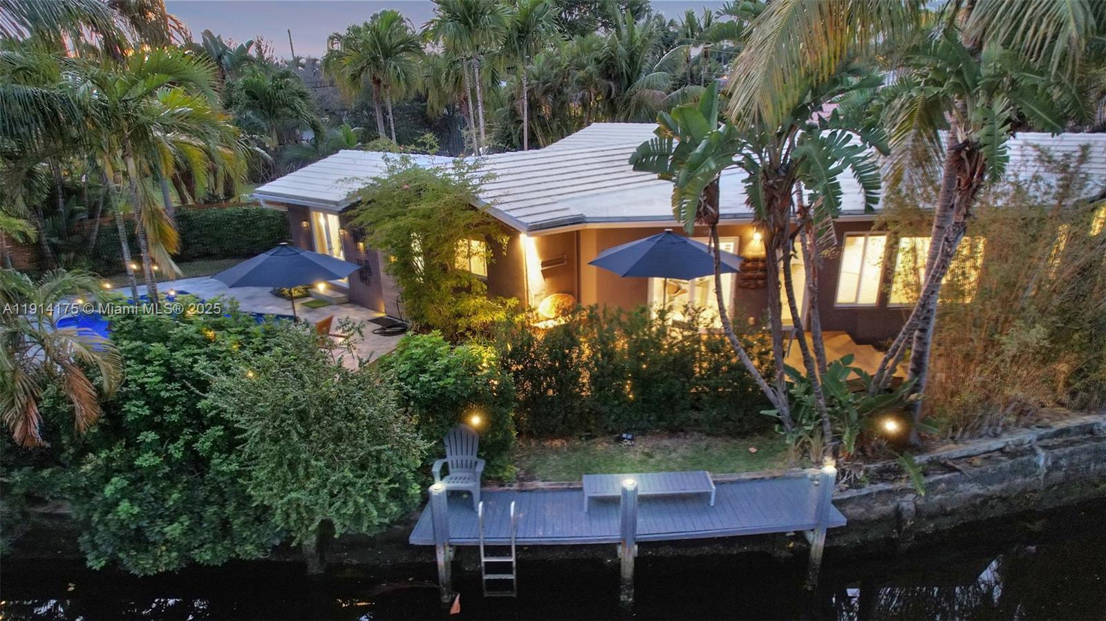 CORAL TERRACE - Residential