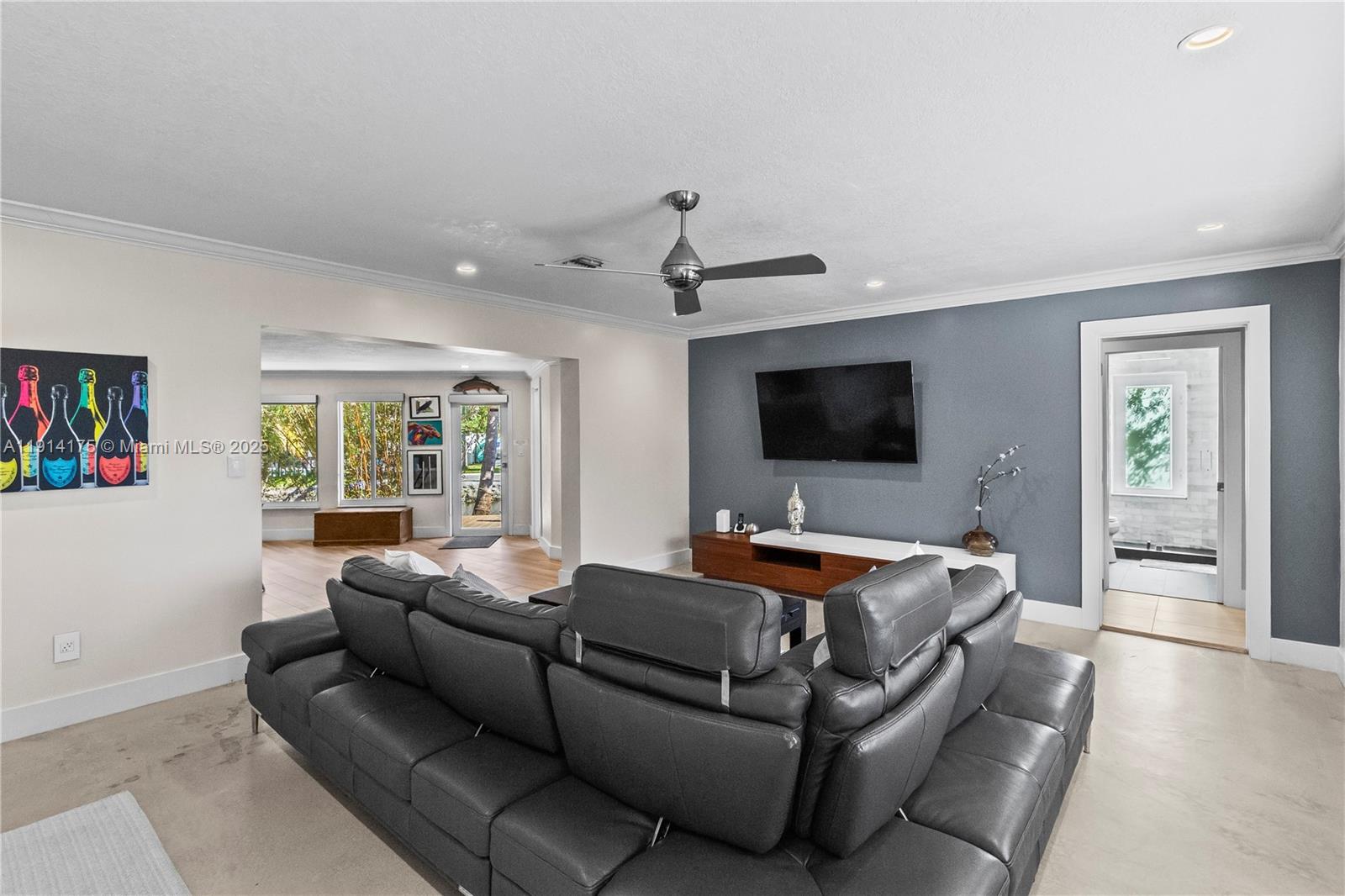 CORAL TERRACE - Residential