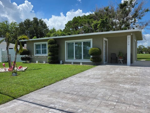 Photo of 3126 SE Monte Vista St, Port St Lucie, FL 34952 (MLS # A12087486)
