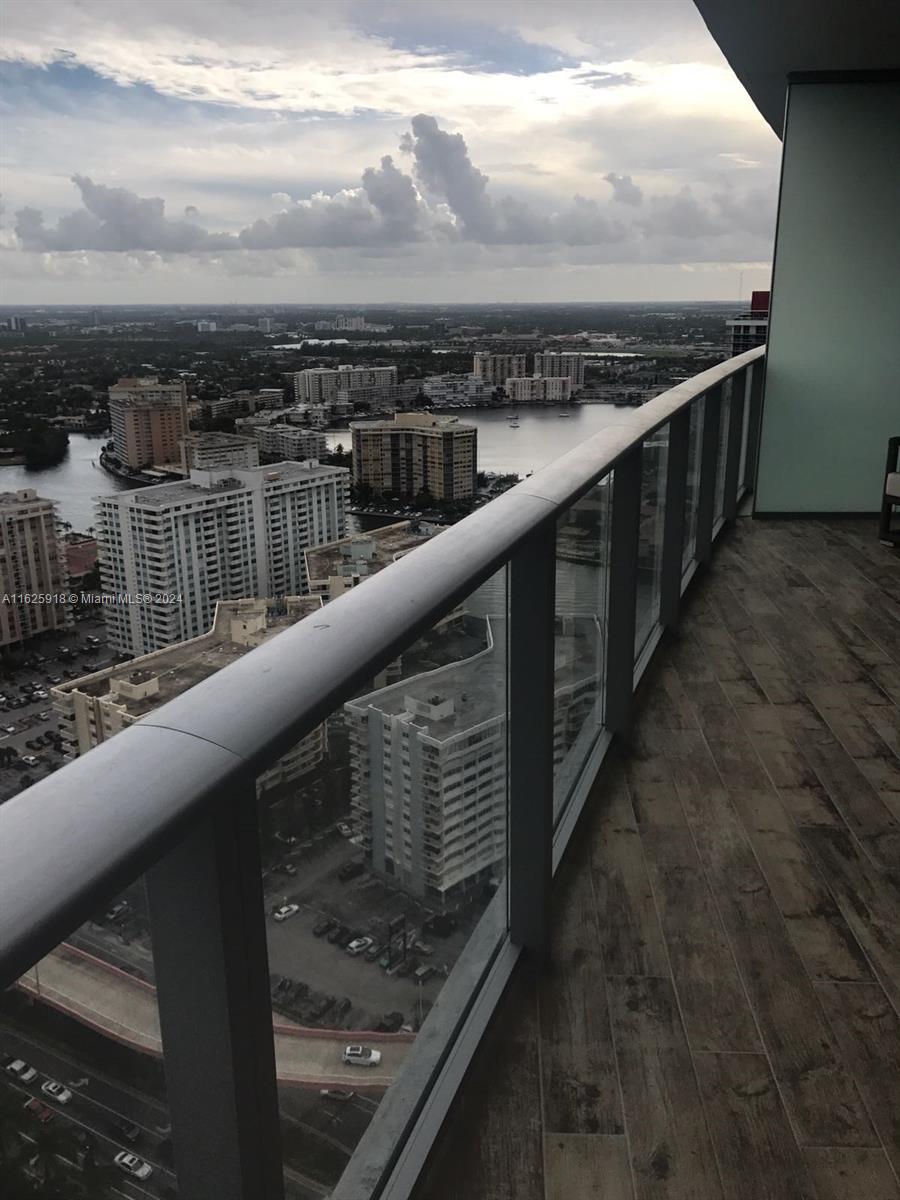 4111 SOUTH OCEAN DRIVE CO - Residential
