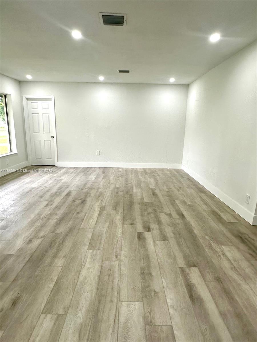 SCOTT LAKE MANOR SEC 7 - Residential