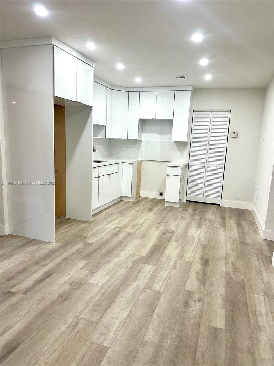 SCOTT LAKE MANOR SEC 7 - Residential