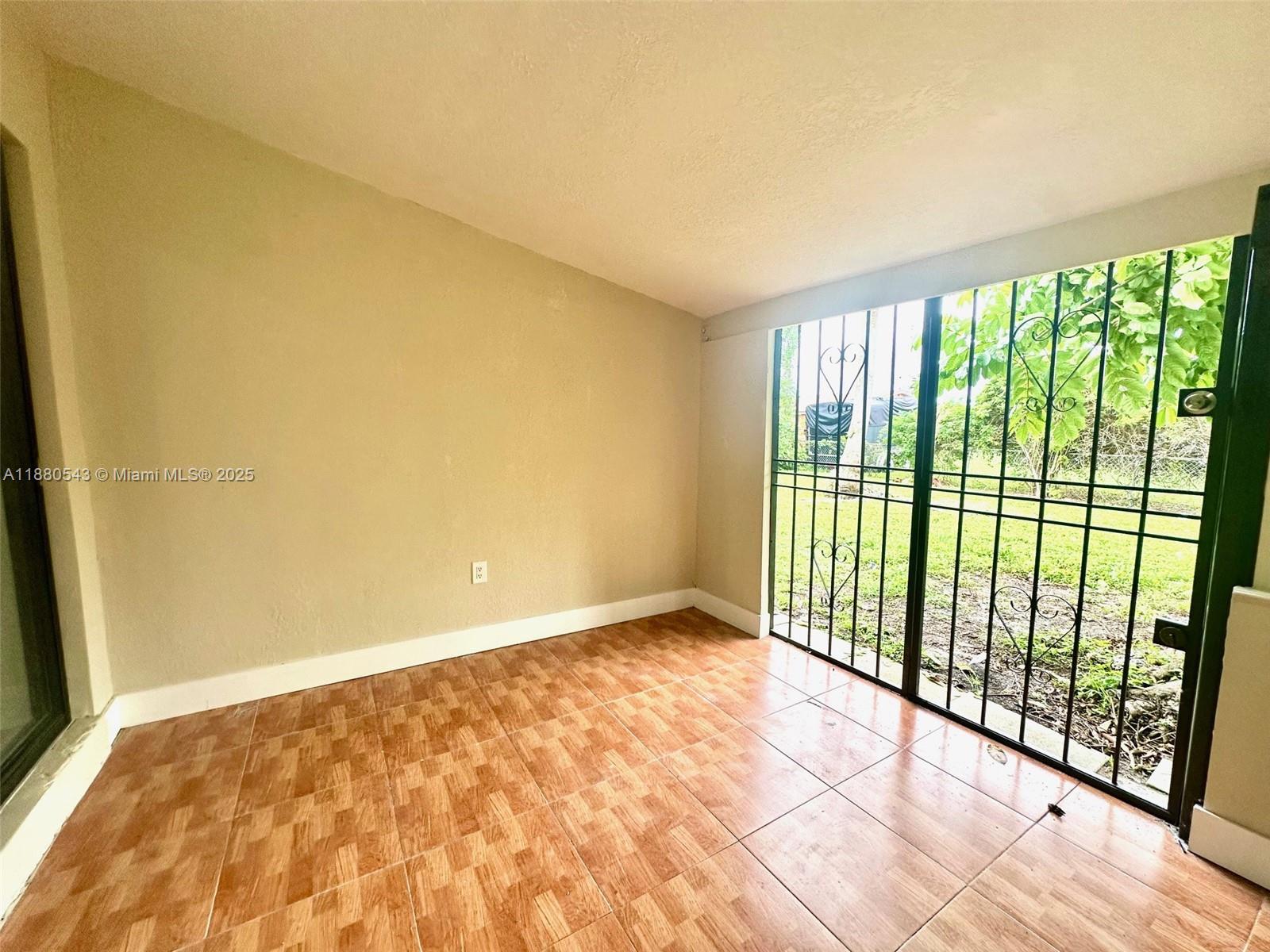 SCOTT LAKE MANOR SEC 7 - Residential