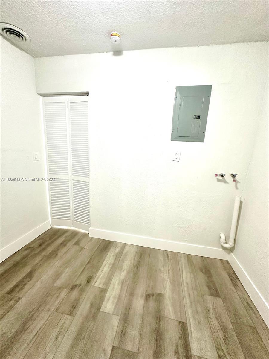 SCOTT LAKE MANOR SEC 7 - Residential