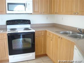 UNIVERSITY INN CONDO - Residential Lease