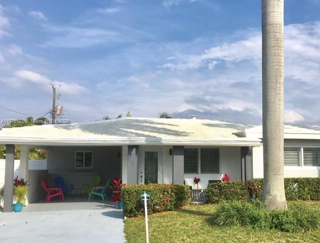 Rental Property at 4580 Ne 3rd Ave, Oakland Park, Miami-Dade County, Florida - Bedrooms: 3 
Bathrooms: 2  - $3,200 MO.