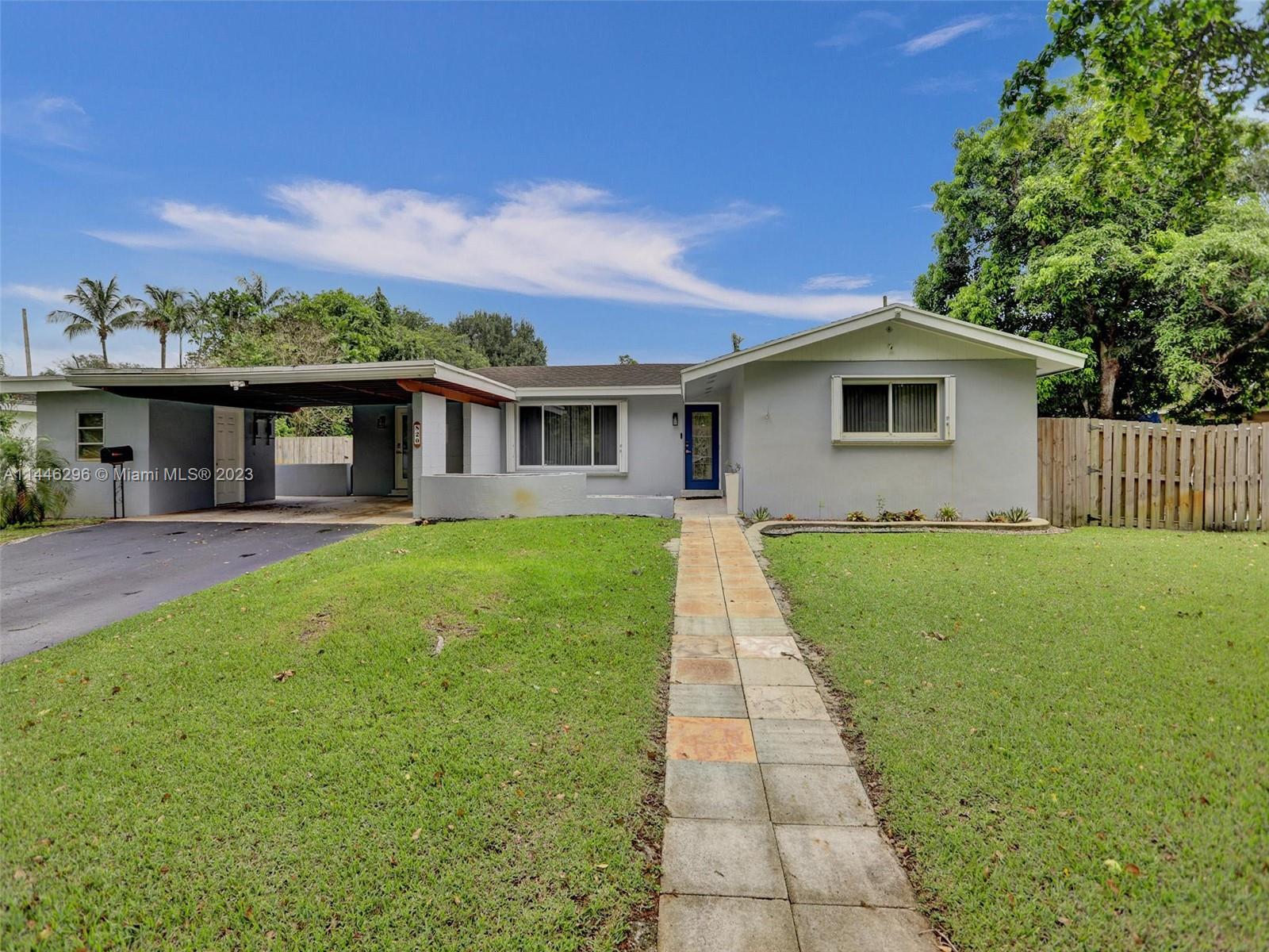 PLANTATION GARDENS 4TH SE - Residential Lease