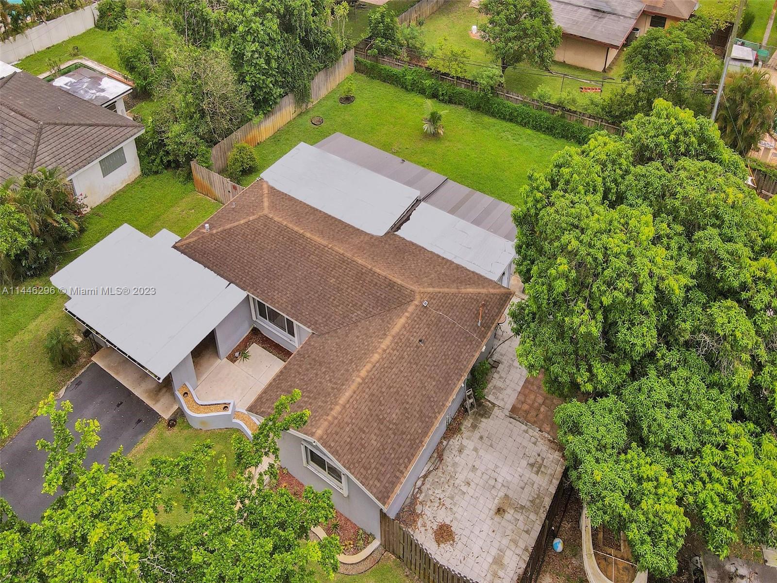 PLANTATION GARDENS 4TH SE - Residential Lease