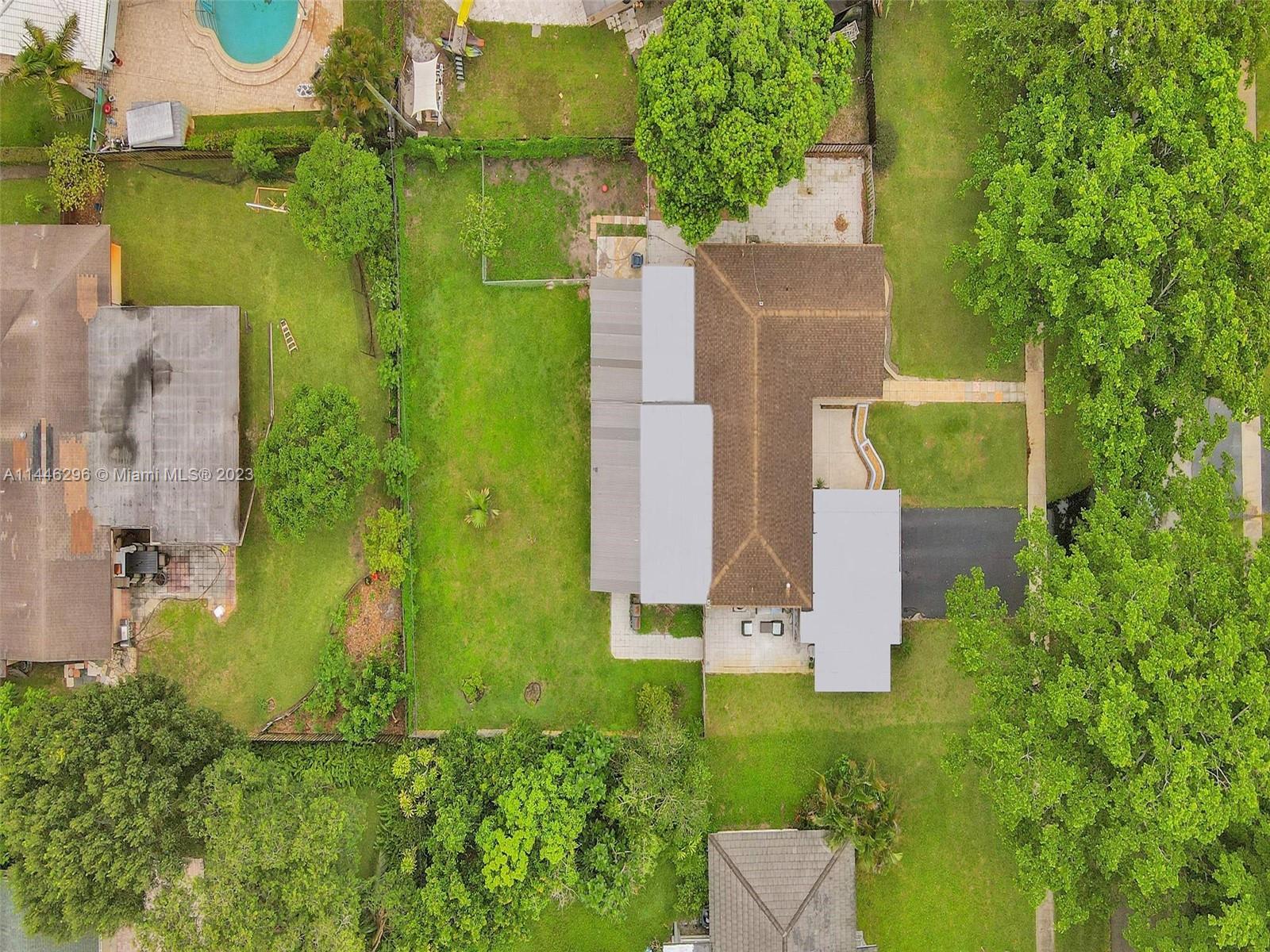 PLANTATION GARDENS 4TH SE - Residential Lease