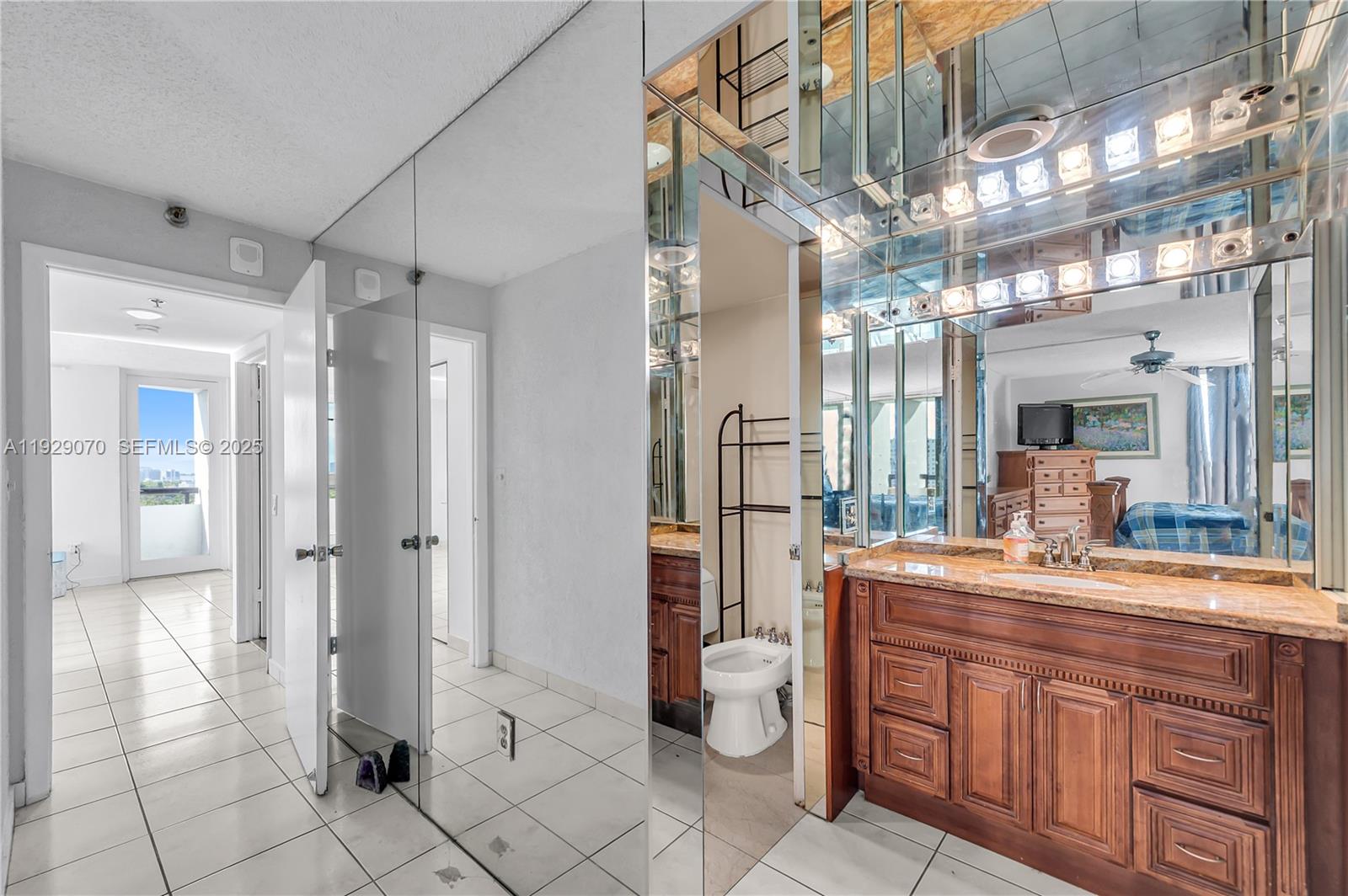 PORTUGAL TOWERS CONDO - Residential