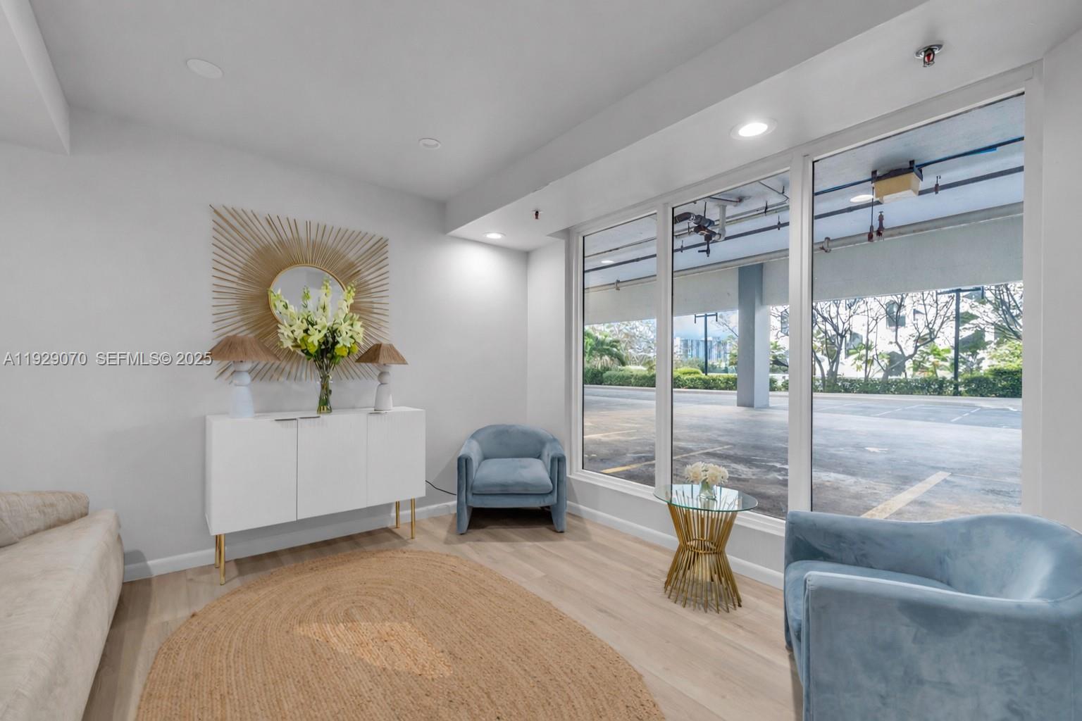 PORTUGAL TOWERS CONDO - Residential