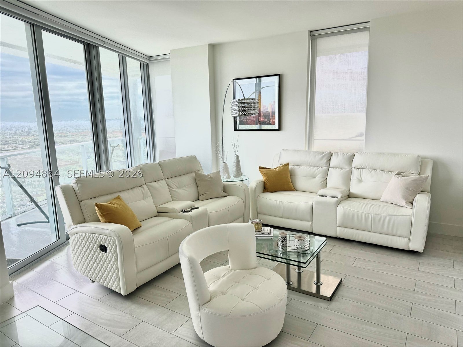 2000 Metropica Way 2109