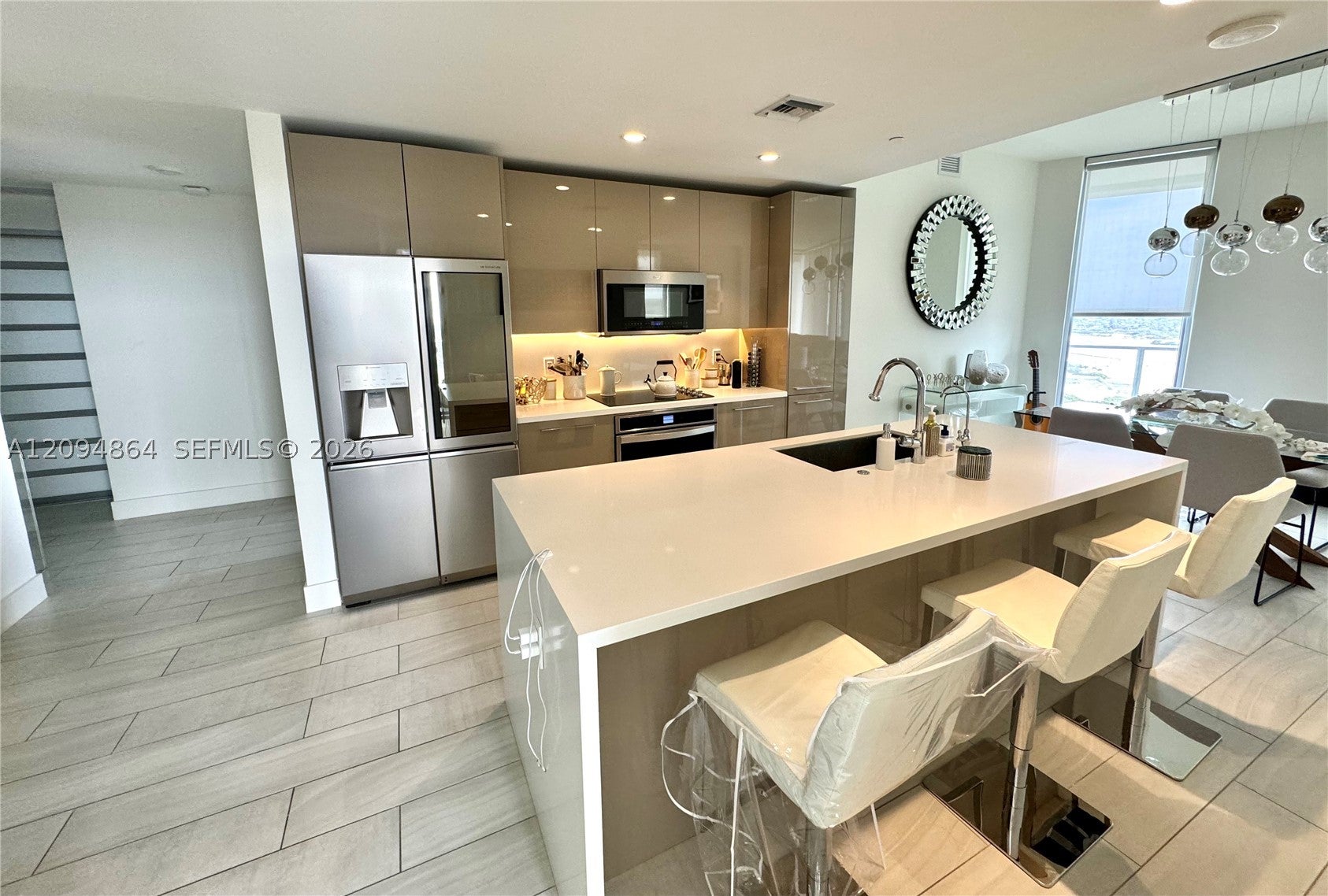 2000 Metropica Way 2109