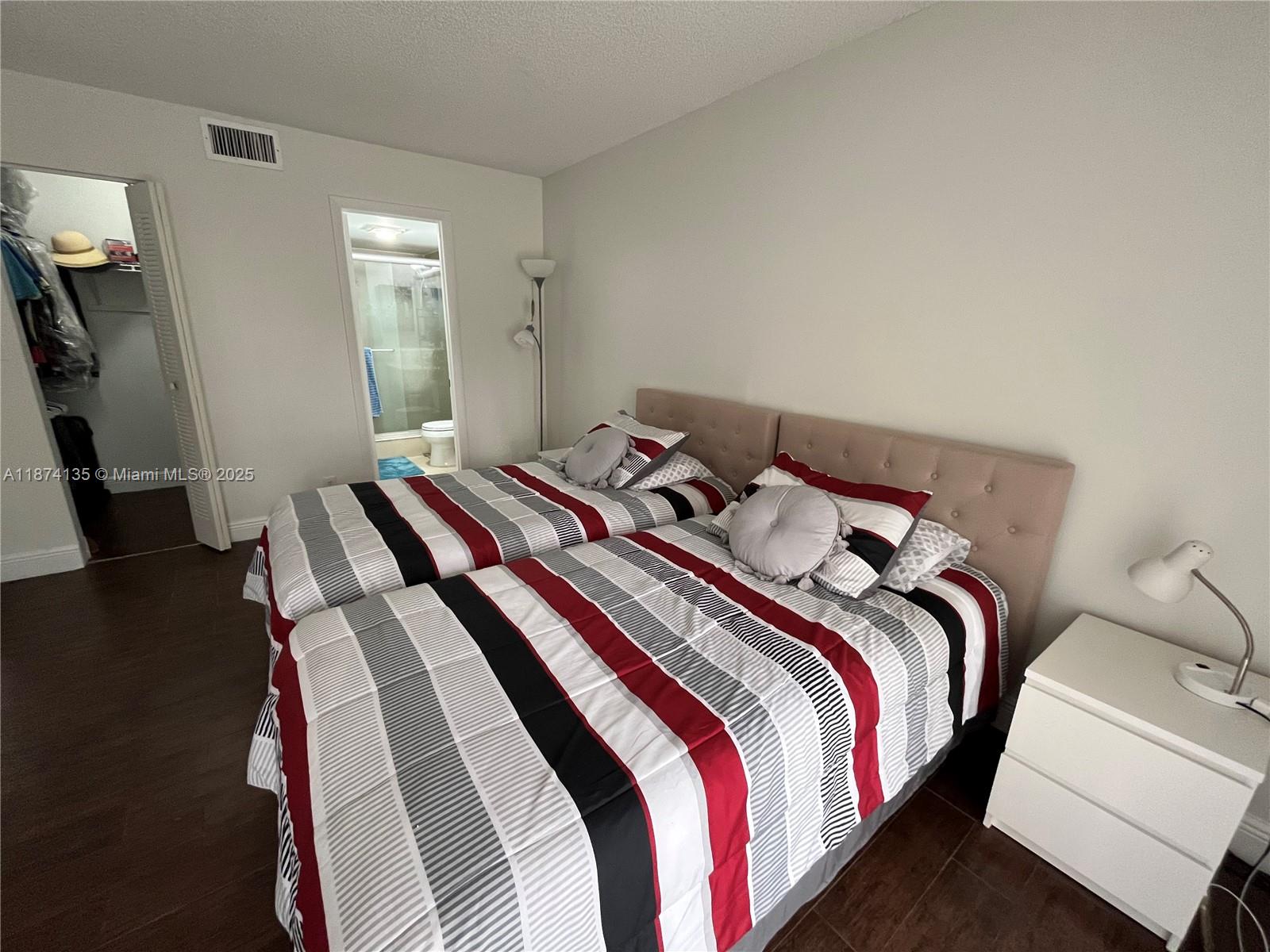 VILLAS AT MEADOW LAKES - Residential Lease