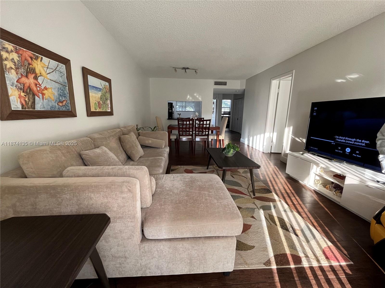 VILLAS AT MEADOW LAKES - Residential Lease