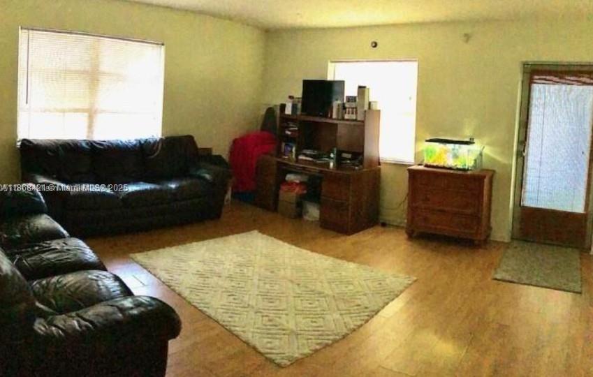 HOVIANNA II APTS CONDO - Residential