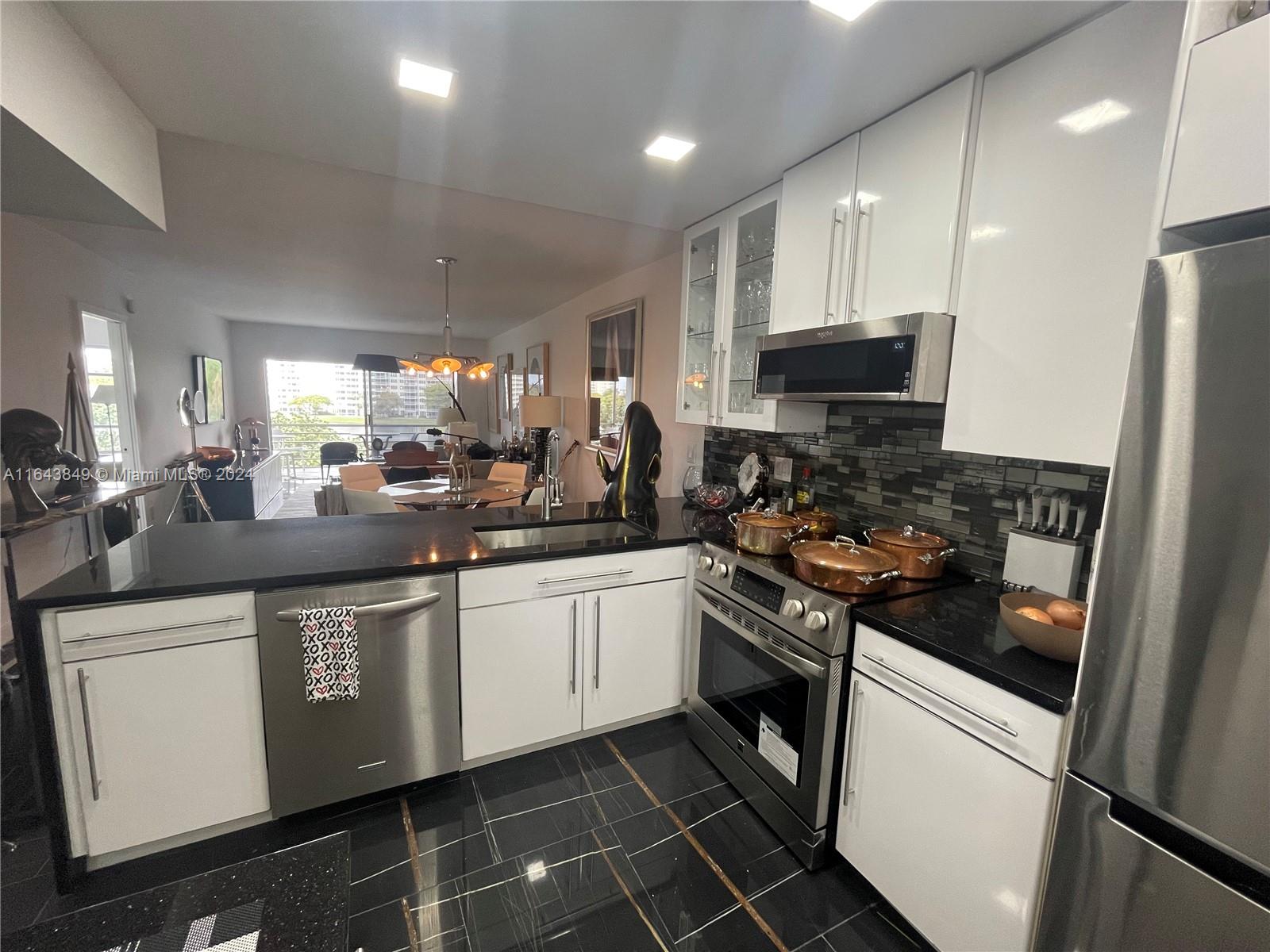 NO 6 PALM-AIRE COUNTRY CL - Residential
