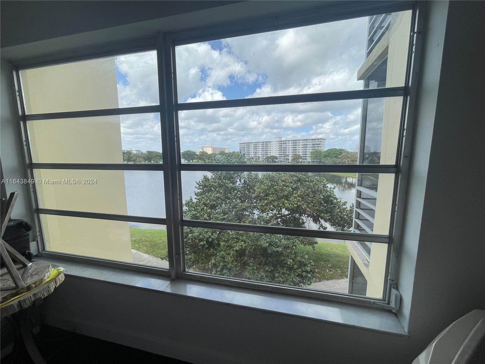 NO 6 PALM-AIRE COUNTRY CL - Residential