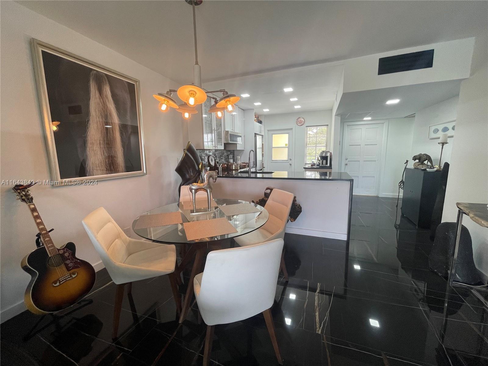 NO 6 PALM-AIRE COUNTRY CL - Residential
