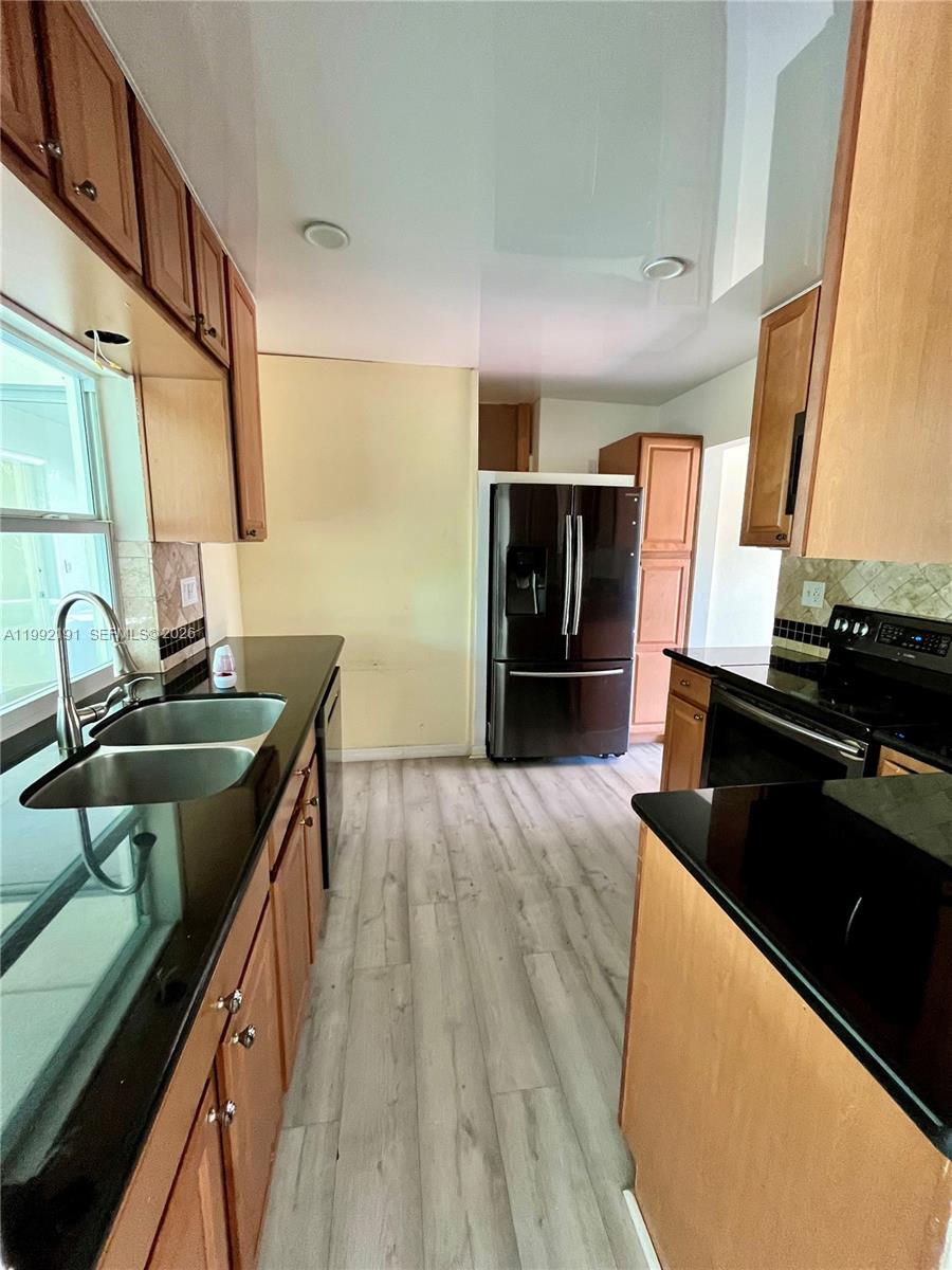 ROYAL PALM ACRES FIFTH SE - Residential