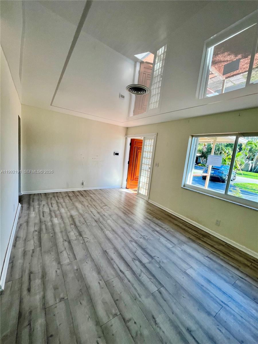 ROYAL PALM ACRES FIFTH SE - Residential