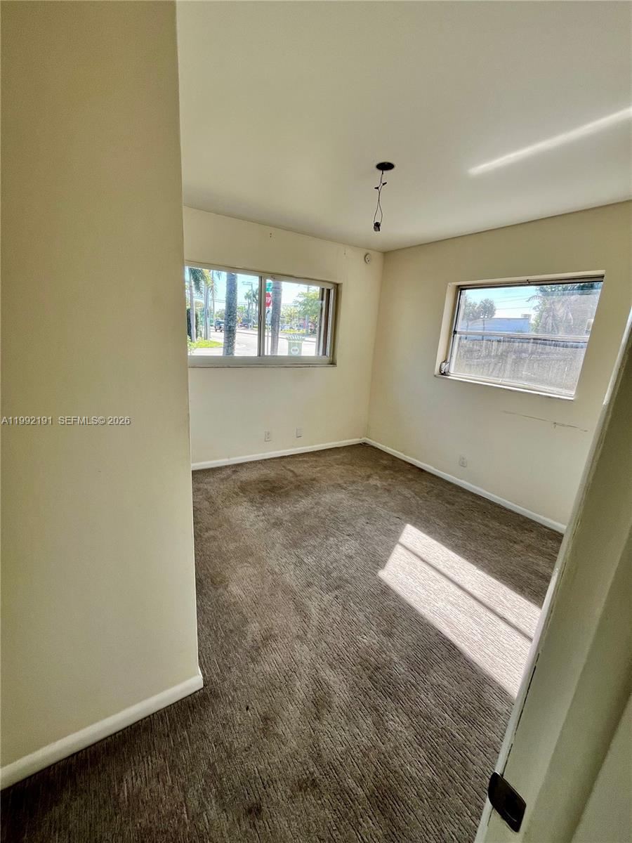 ROYAL PALM ACRES FIFTH SE - Residential