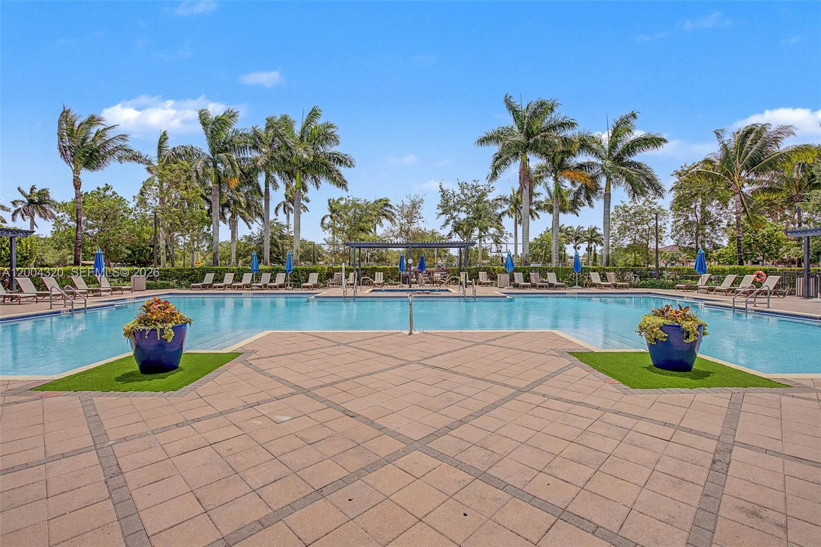 COCO PALM ESTATES - Residential