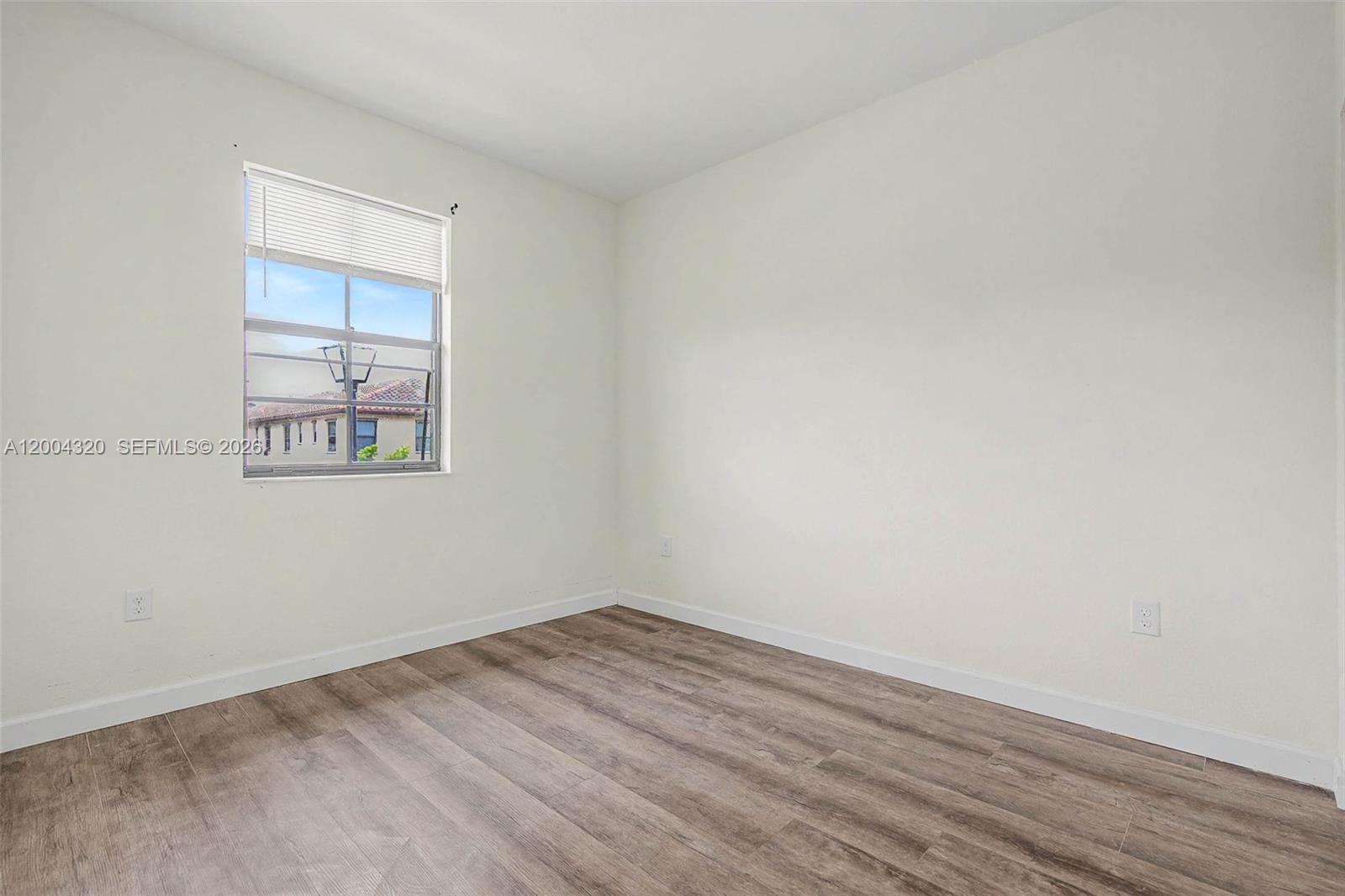 COCO PALM ESTATES - Residential