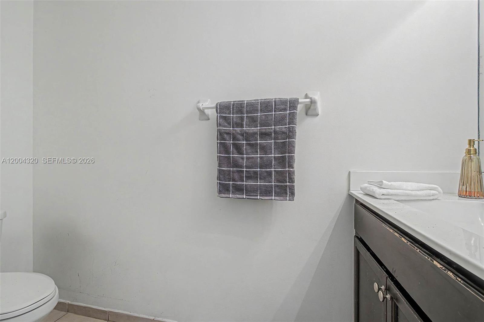 COCO PALM ESTATES - Residential