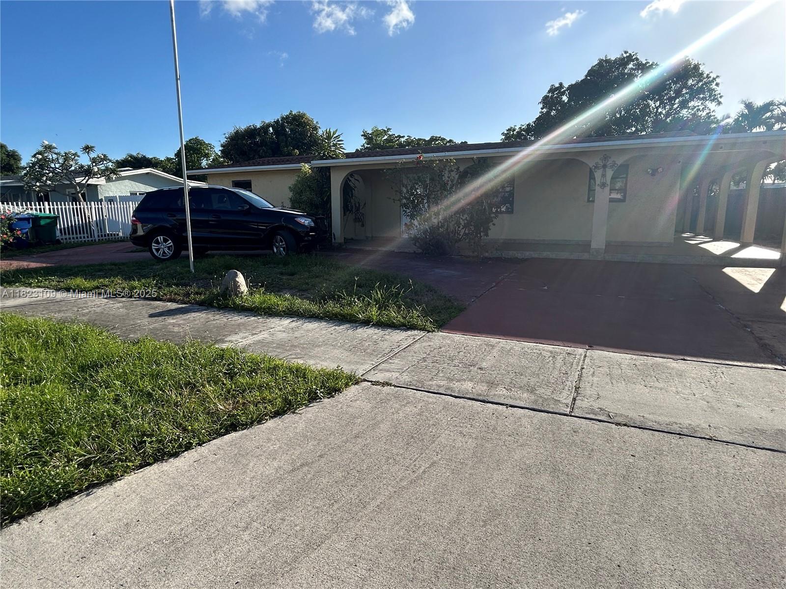 Rental Property at 19710 Nw 51st Ave 1, Miami Gardens, Broward County, Florida - Bedrooms: 3 
Bathrooms: 1  - $2,850 MO.