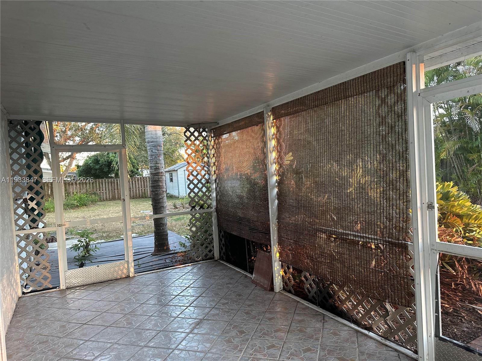 PARADISE PINES 1ST ADDN - Residential