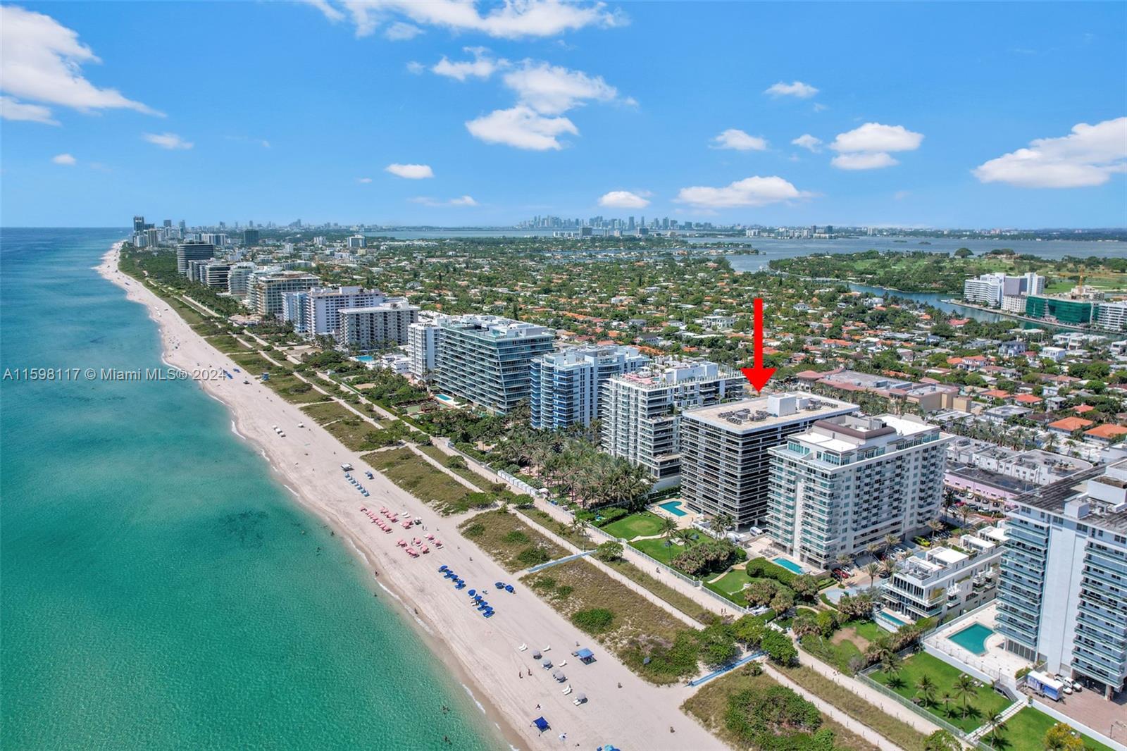 The Waves Condo - Residential