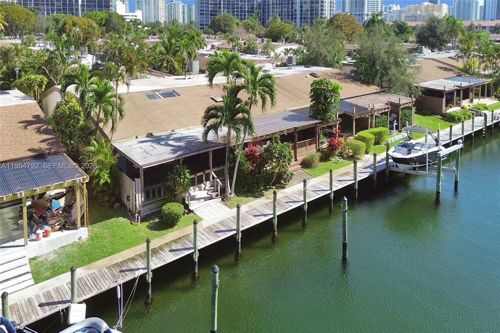 Photo of 2619 S Parkview Dr, Hallandale Beach, FL 33009 (MLS # A11954792)