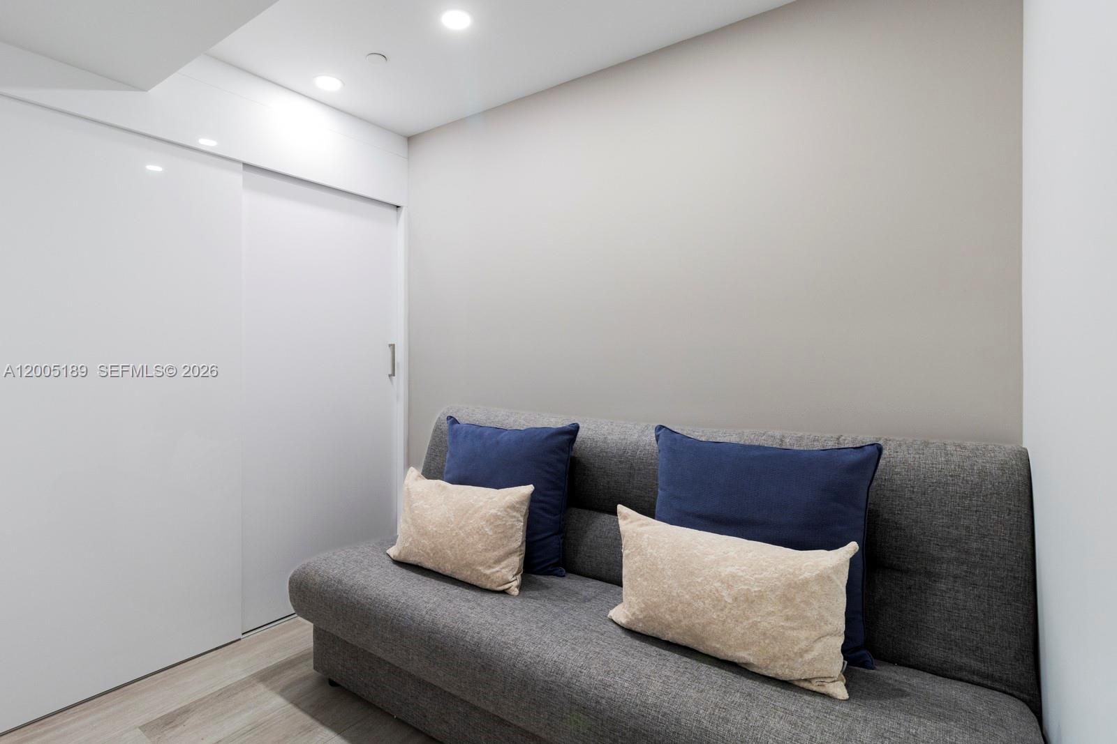 BRICKELL HEIGHTS WEST CON - Residential Lease