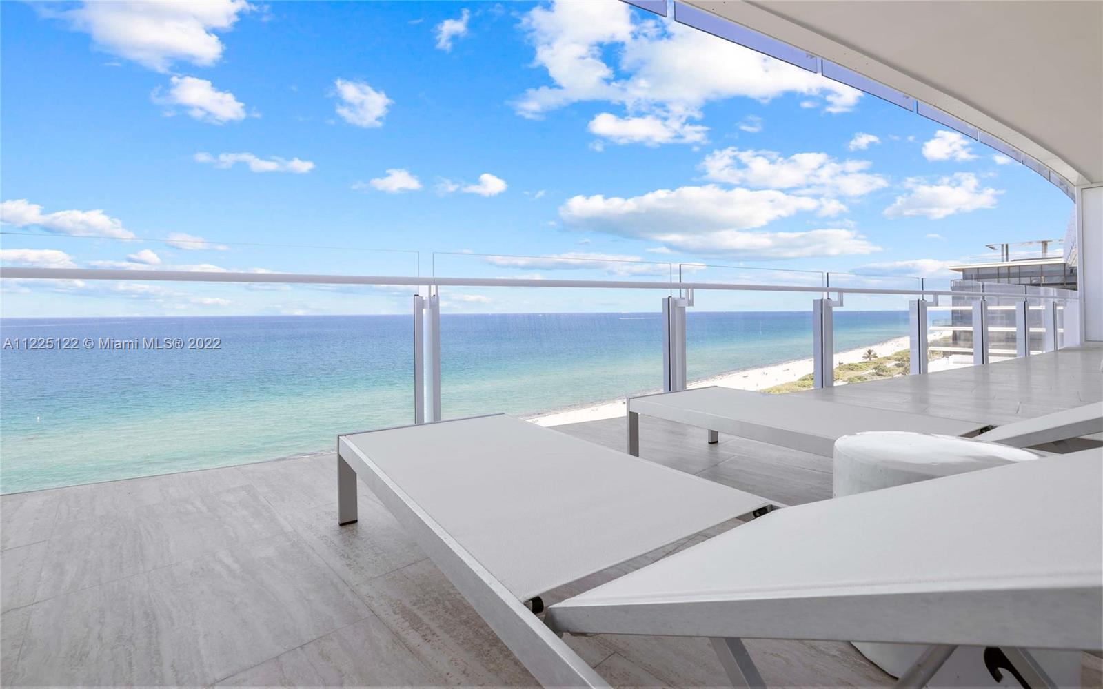 SURF CLUB CONDO - Residential