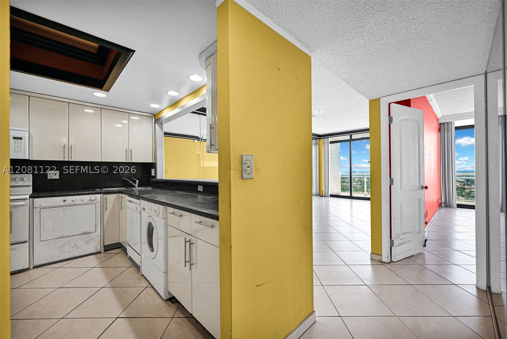 1600 S Ocean Dr PHD