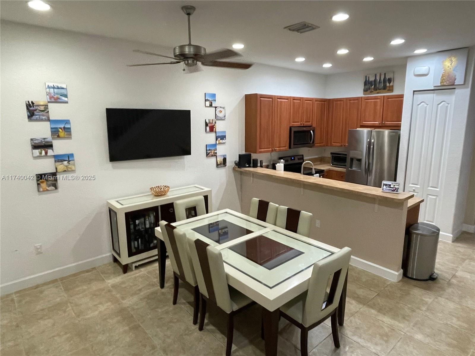 530 SW 147th Ave 0