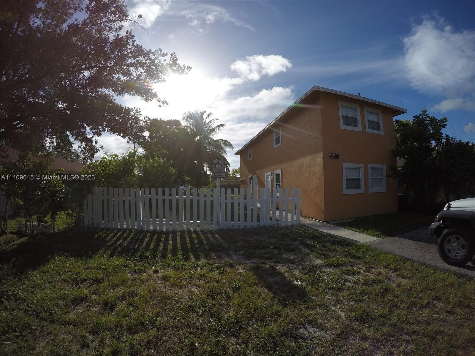 A completely renovated and spacious 2/1 townhouse move-in ready! New appliances & W&D inside the unit, on a quiet street, located in East Fort Lauderdale. Pet Friendly & Quick Approval. Looking for qualified tenants: Solid Proof of Income (3x rent amount). Good Credit, Clear Background, and NO Eviction. 12-Month Lease Move-in cost: First & 2 Security deposits (total of 3 months). A Pet deposit may apply.