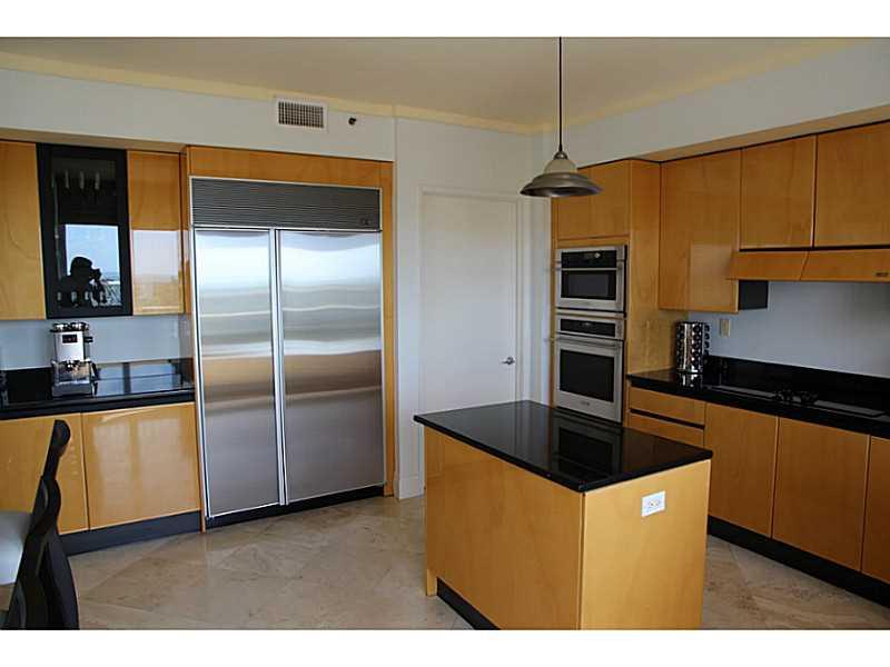 CLUB TOWER ONE CONDO - Residential Lease