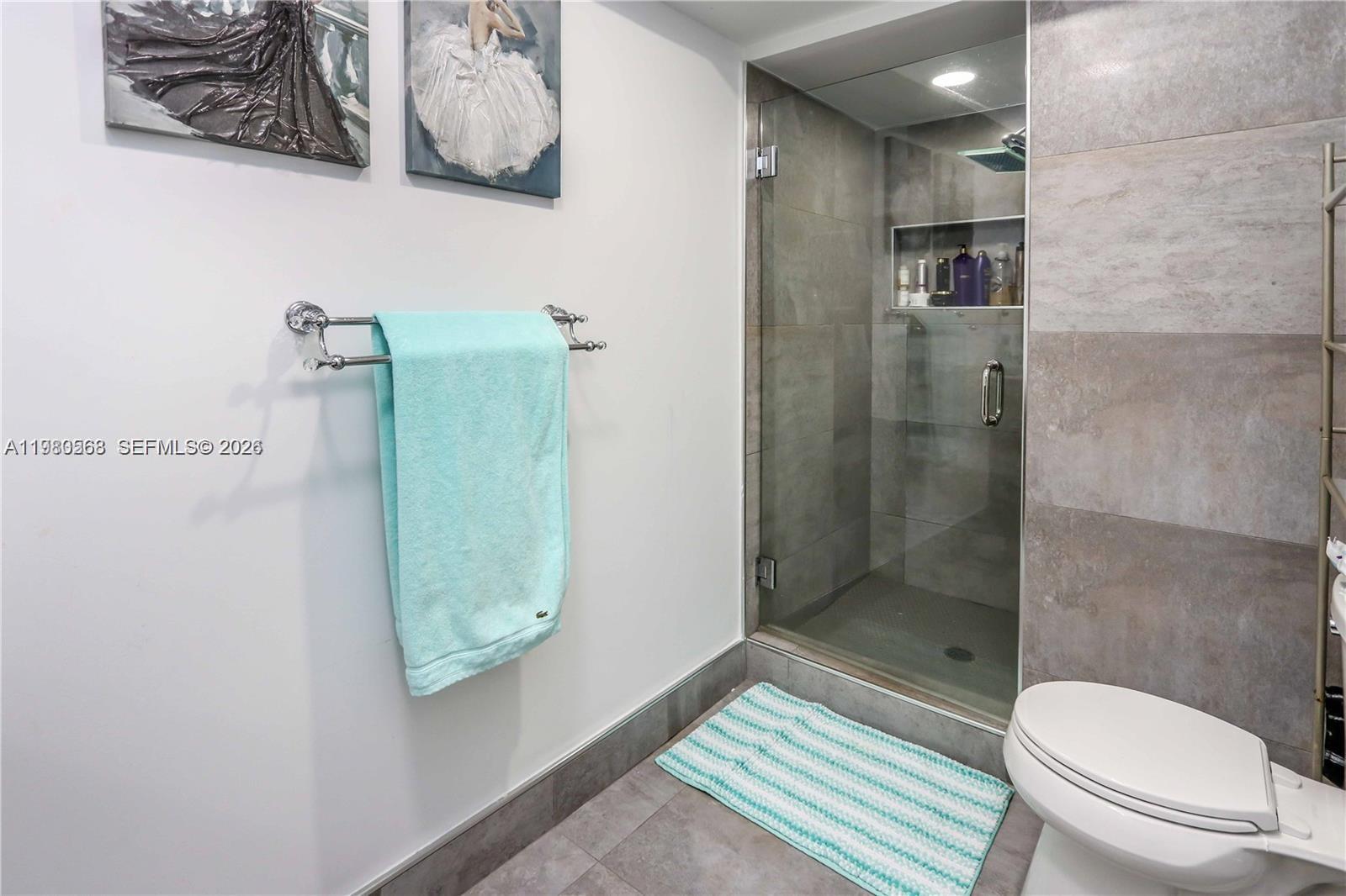 RACQUET CLUB OF KENDALE L - Residential