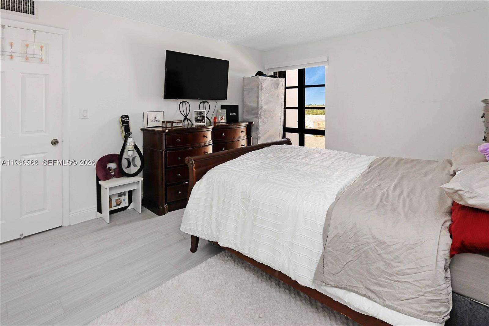 RACQUET CLUB OF KENDALE L - Residential