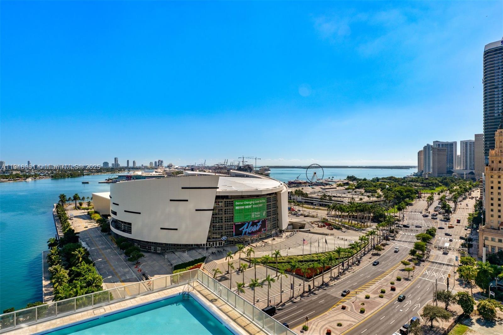 MARINABLUE CONDO - Residential